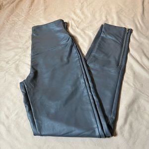 NWOT Yummie Leggings